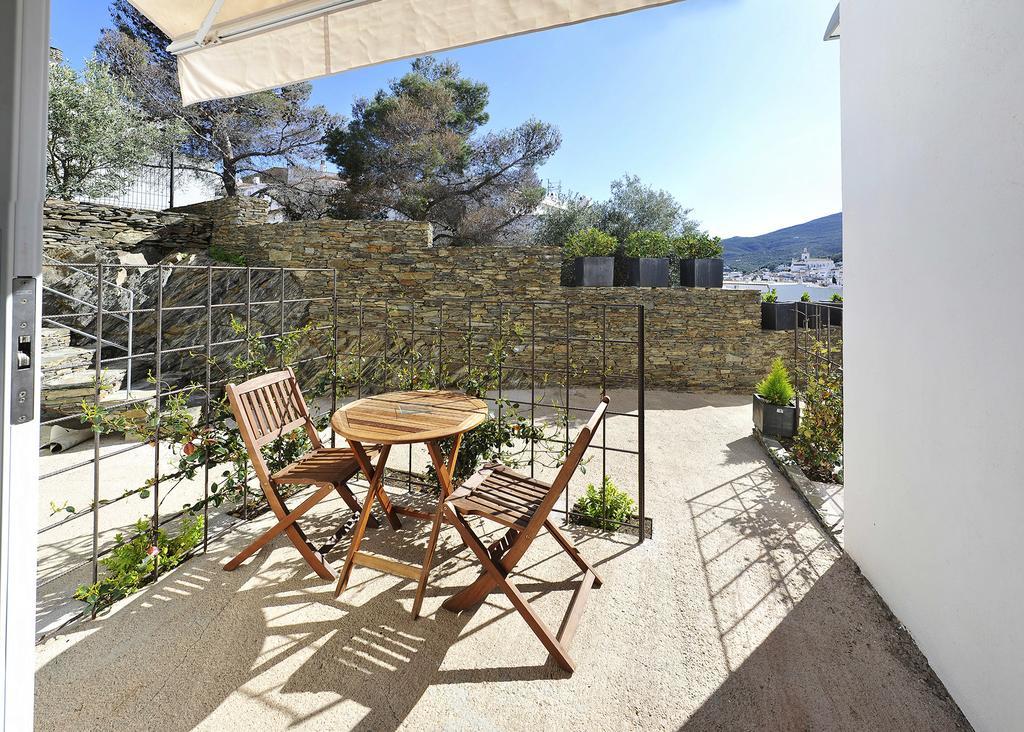 Aparthotel L'Heretat Cadaques Bagian luar foto