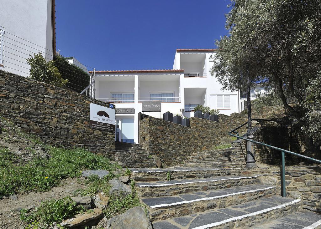 Aparthotel L'Heretat Cadaques Bagian luar foto